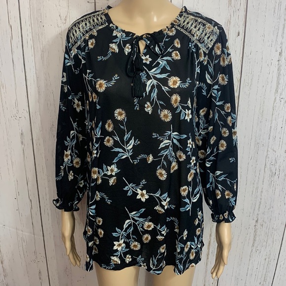Style & Co Floral Top - Picture 1 of 11